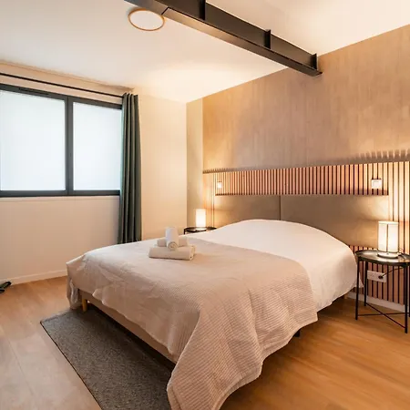 Charming New In Appartement