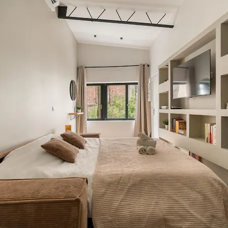 Charming New In * Parigi