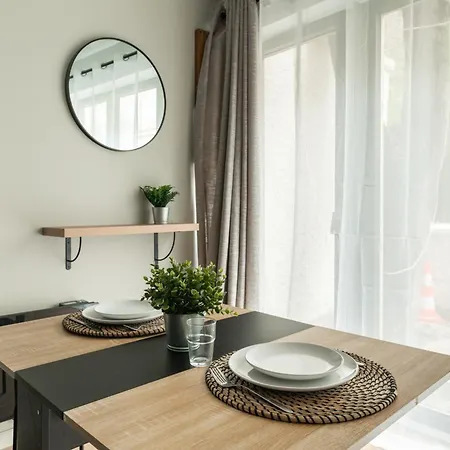 Charming New In Appartement